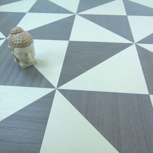 Oak Triangle extra white / limestone 